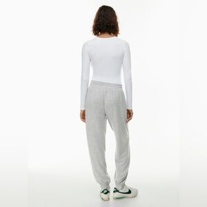 099 WILFRED FREE SWEATPANTS SZ M W 11.5” R 10.5” L 34.5”